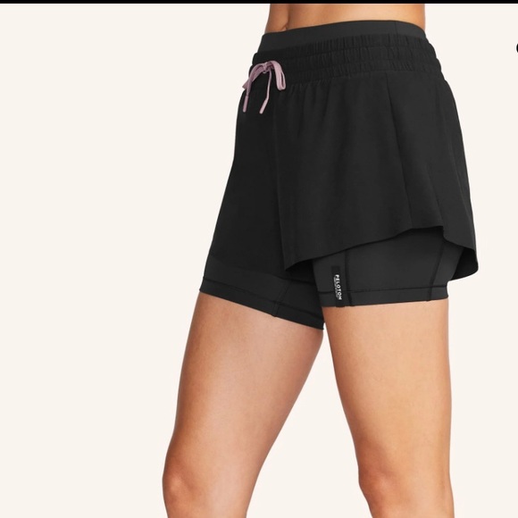 Peloton running shorts - Picture 5 of 7